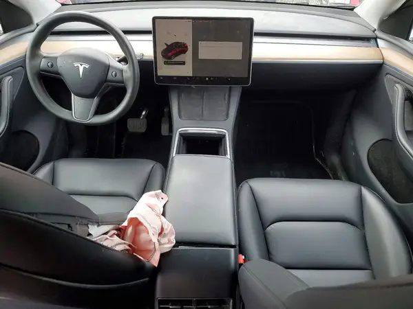 7SAYGDEE6PA210401 2023 TESLA MODEL Y - Image 8
