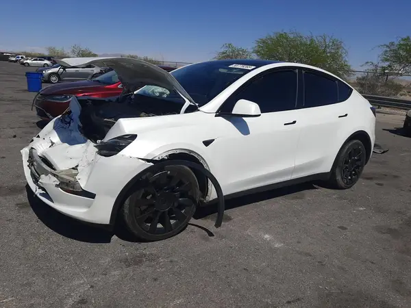 7SAYGDEE6PF587717 2023 TESLA MODEL Y - Image 1