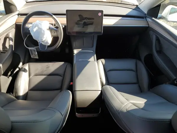 7SAYGDEE6PF589144 2023 TESLA MODEL Y - Image 8
