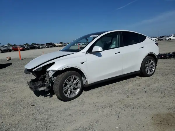 7SAYGDEE6PF624944 2023 TESLA MODEL Y - Image 1