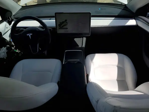 7SAYGDEE6PF635149 2023 TESLA MODEL Y - Image 8