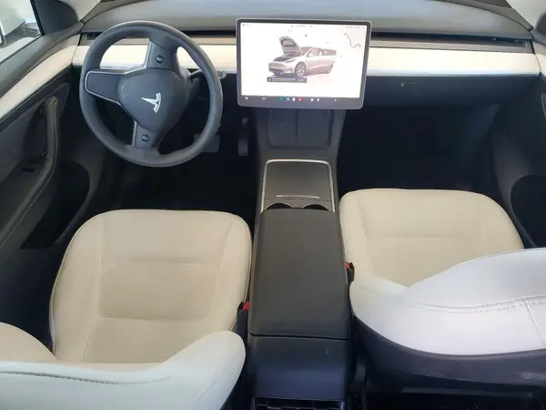 7SAYGDEE6PF636317 2023 TESLA MODEL Y - Image 8