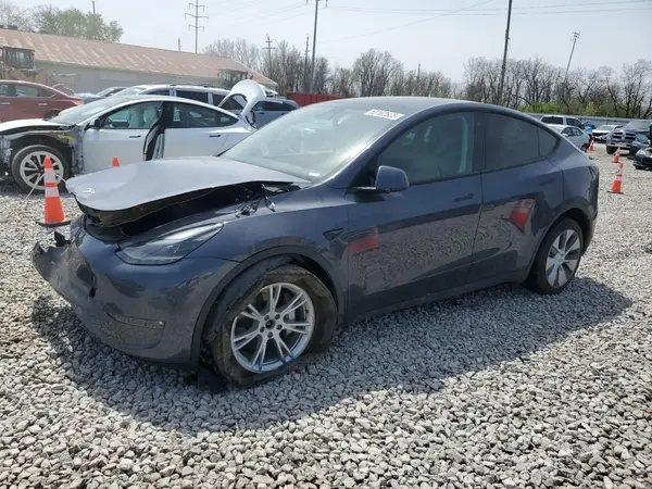 7SAYGDEE6PF646295 2023 TESLA MODEL Y - Image 1