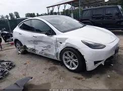 7SAYGDEE6PF665784 2023 TESLA MODEL Y