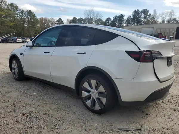 7SAYGDEE6PF668619 2023 TESLA MODEL Y - Image 2