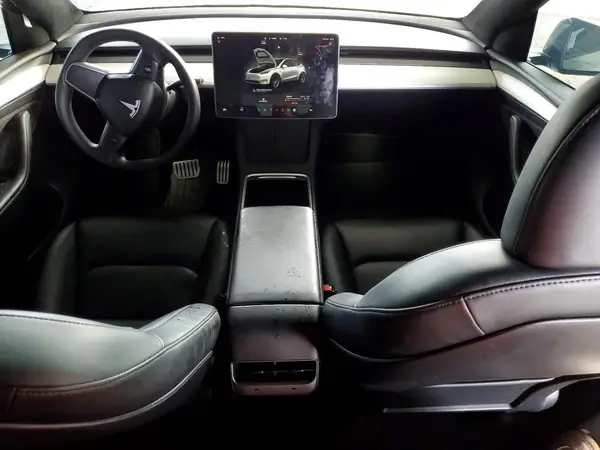 7SAYGDEE6PF693729 2023 TESLA MODEL Y - Image 8