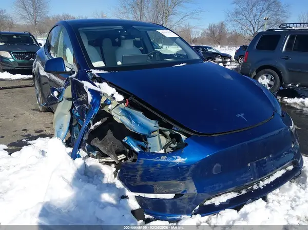 7SAYGDEE6PF700419 2023 TESLA MODEL Y - Image 1
