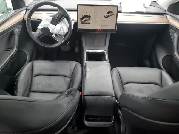 7SAYGDEE6PF704440 2023 TESLA MODEL Y - Image 8