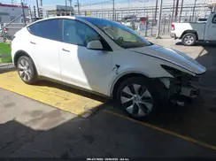 7SAYGDEE6PF713090 2023 TESLA MODEL Y