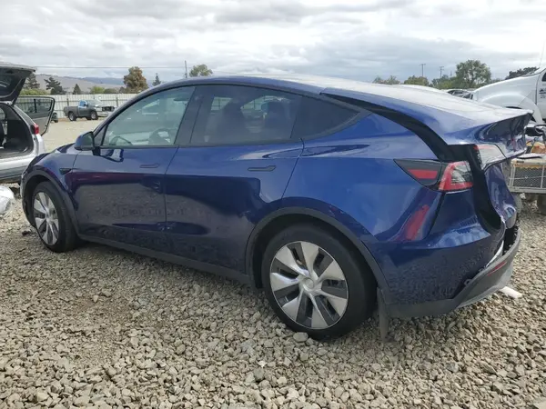 7SAYGDEE6PF713221 2023 TESLA MODEL Y - Image 2