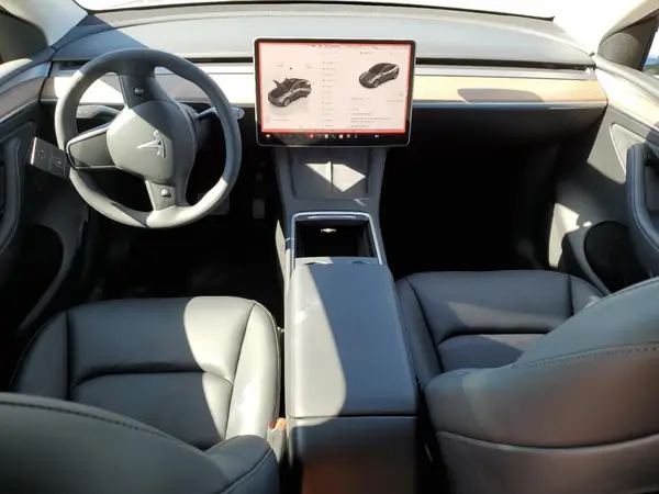 7SAYGDEE6PF742931 2023 TESLA MODEL Y - Image 8