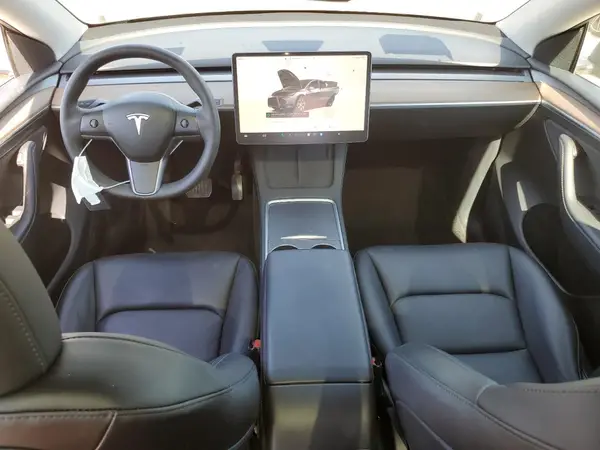 7SAYGDEE6PF747823 2023 TESLA MODEL Y - Image 8
