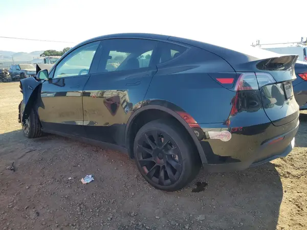 7SAYGDEE6PF751872 2023 TESLA MODEL Y - Image 2