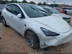 7SAYGDEE6PF760264 2023 TESLA MODEL Y