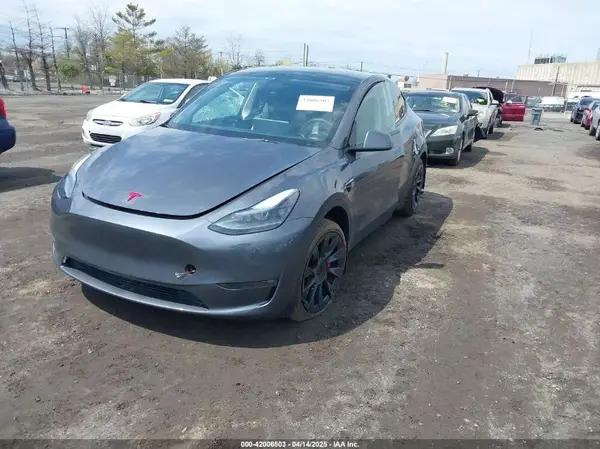 7SAYGDEE6PF763486 2023 TESLA MODEL Y - Image 2