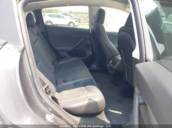 7SAYGDEE6PF771961 2023 TESLA MODEL Y - Image 8