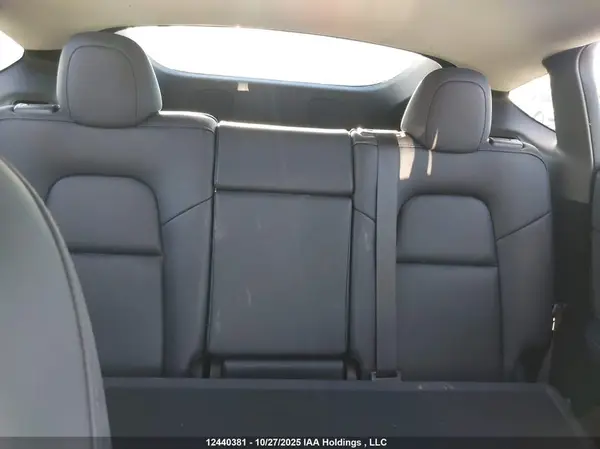 7SAYGDEE6PF775878 2023 TESLA MODEL Y - Image 8