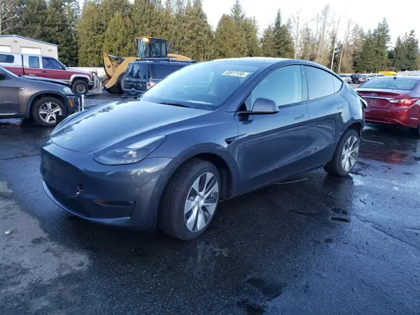 7SAYGDEE6PF789036 2023 TESLA MODEL Y - Image 1