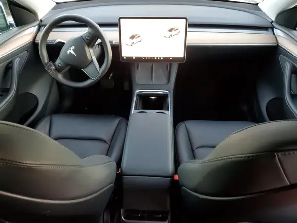 7SAYGDEE6PF799579 2023 TESLA MODEL Y - Image 8