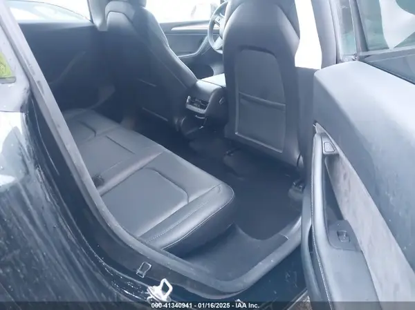 7SAYGDEE6PF800911 2023 TESLA MODEL Y - Image 8