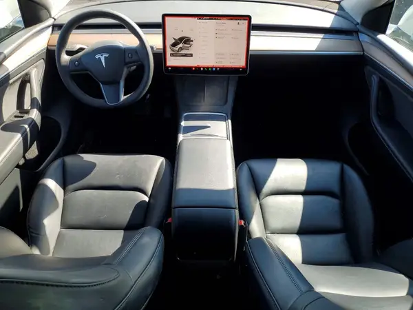 7SAYGDEE6PF802111 2023 TESLA MODEL Y - Image 8