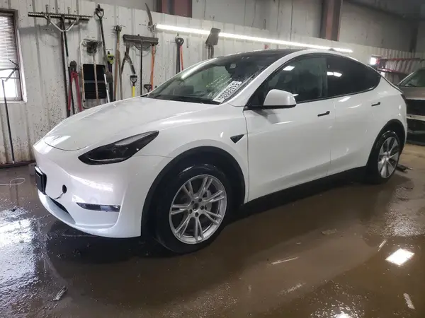 7SAYGDEE6PF806434 2023 TESLA MODEL Y - Image 1