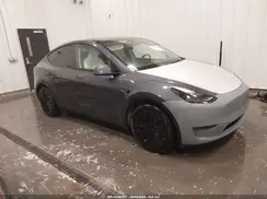 7SAYGDEE6PF810984 2023 TESLA MODEL Y