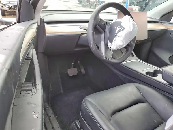 7SAYGDEE6PF837439 2023 TESLA MODEL Y - Image 8