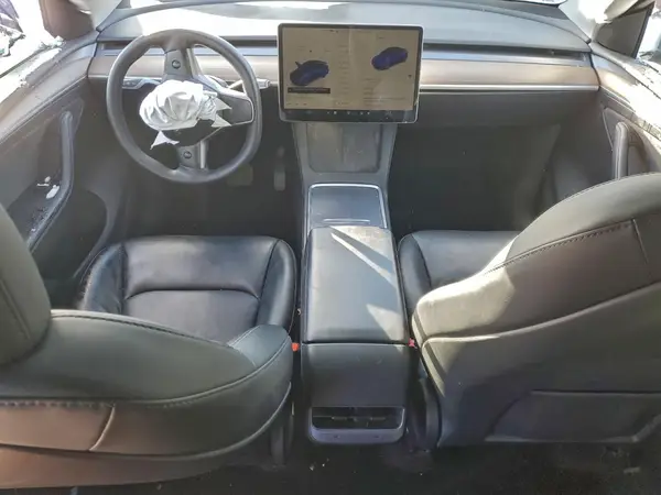 7SAYGDEE6PF839725 2023 TESLA MODEL Y - Image 8