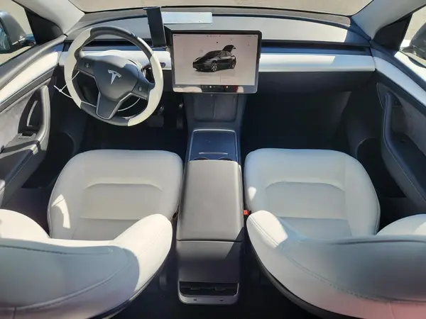 7SAYGDEE6PF847386 2023 TESLA MODEL Y - Image 8