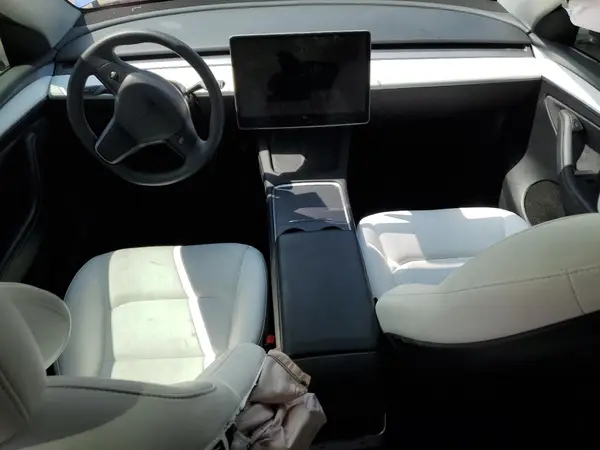 7SAYGDEE6PF847839 2023 TESLA MODEL Y - Image 8