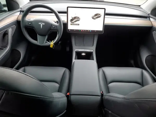 7SAYGDEE6PF848778 2023 TESLA MODEL Y - Image 8