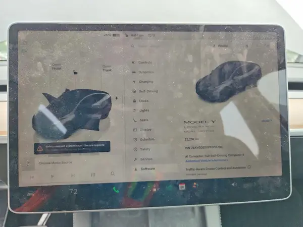 7SAYGDEE6PF866794 2023 TESLA MODEL Y - Image 8