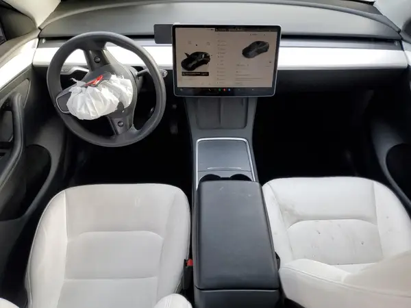 7SAYGDEE6PF872126 2023 TESLA MODEL Y - Image 8