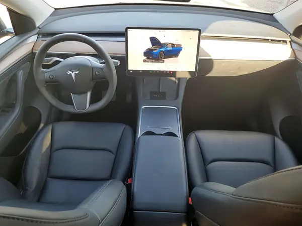7SAYGDEE6PF872238 2023 TESLA MODEL Y - Image 8