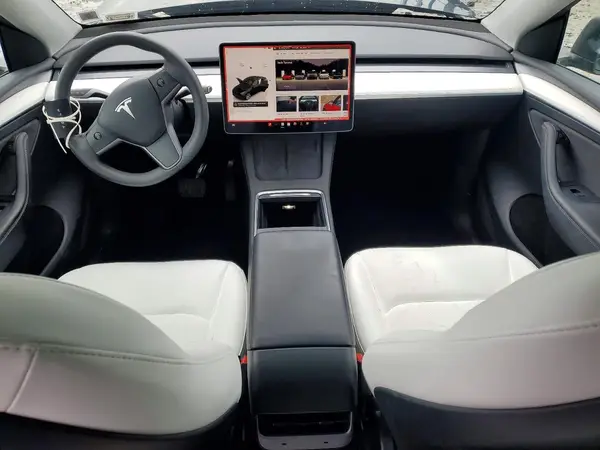 7SAYGDEE6PF886799 2023 TESLA MODEL Y - Image 8