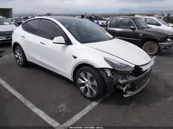 7SAYGDEE6PF888049 2023 TESLA MODEL Y