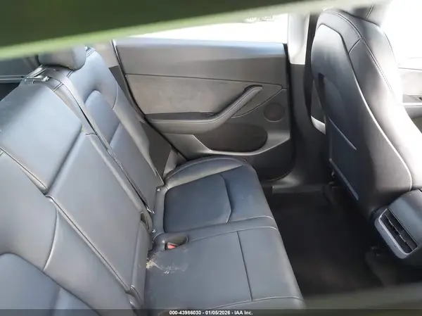 7SAYGDEE6PF892294 2023 TESLA MODEL Y - Image 8