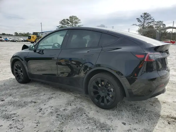 7SAYGDEE6PF893431 2023 TESLA MODEL Y - Image 2