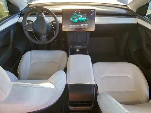 7SAYGDEE6PF899729 2023 TESLA MODEL Y - Image 8