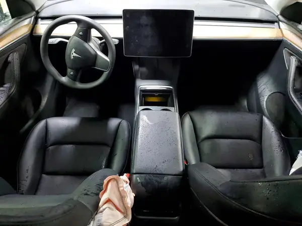 7SAYGDEE6PF919851 2023 TESLA MODEL Y - Image 8