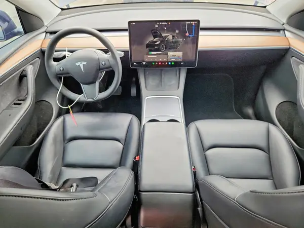 7SAYGDEE6PF926587 2023 TESLA MODEL Y - Image 8