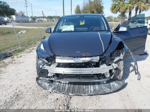 2023 TESLA MODEL Y auction photo 6