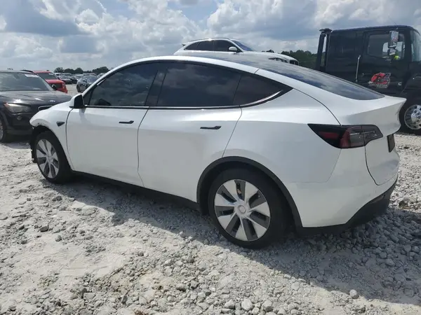 7SAYGDEE6PF947228 2023 TESLA MODEL Y - Image 2