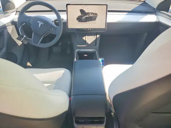 7SAYGDEE6RA216878 2024 TESLA MODEL Y - Image 8