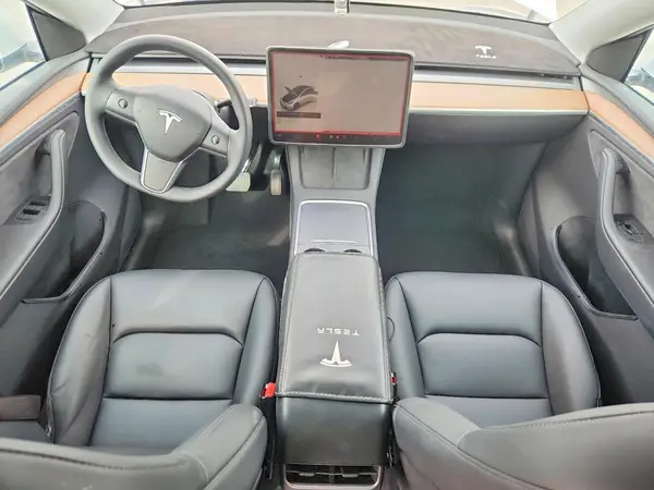 7SAYGDEE6RA220171 2024 TESLA MODEL Y - Image 8