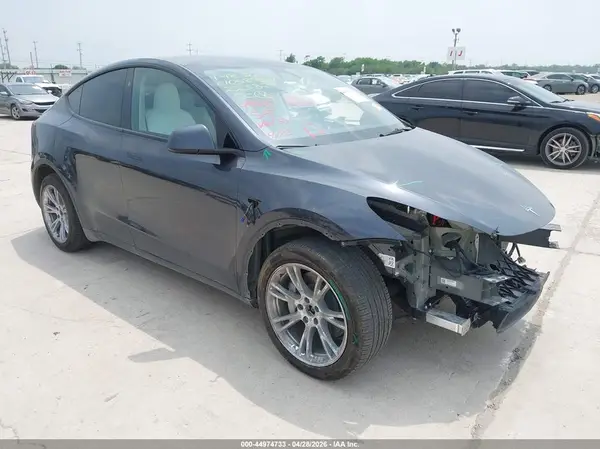 7SAYGDEE6RA223829 2024 TESLA MODEL Y - Image 1