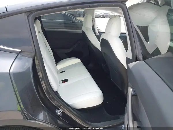 7SAYGDEE6RA223829 2024 TESLA MODEL Y - Image 8