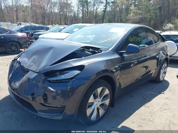 7SAYGDEE6RA225161 2024 TESLA MODEL Y - Image 2