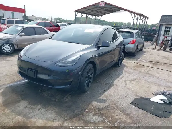 7SAYGDEE6RA226536 2024 TESLA MODEL Y - Image 2